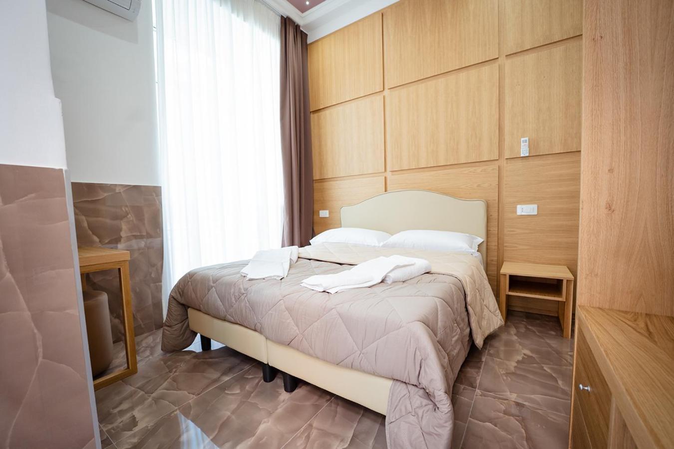 P.C. Boutique Medina H. Napoli Centro, By Clapa Group Otel Dış mekan fotoğraf