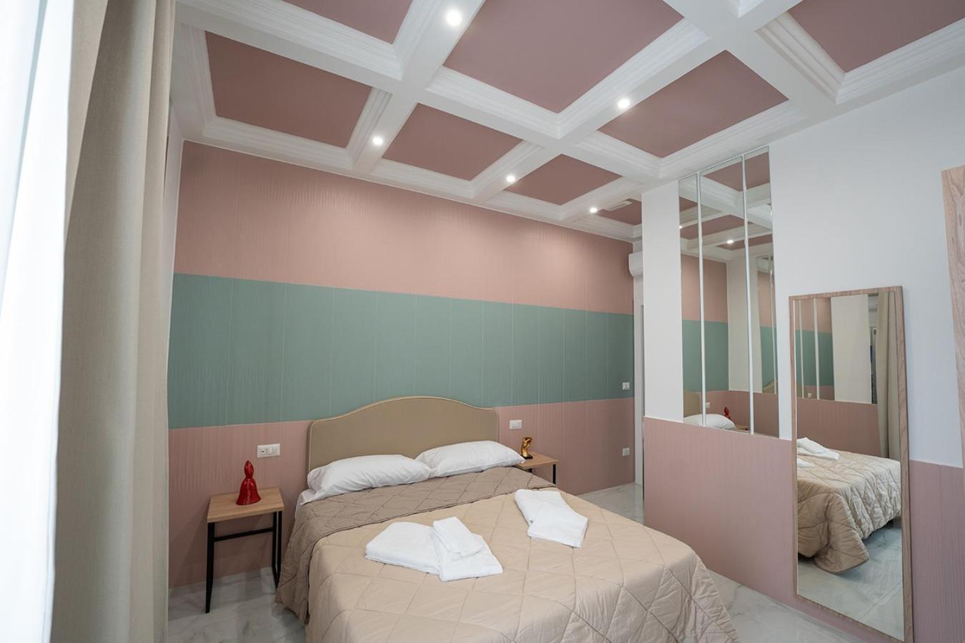 P.C. Boutique Medina H. Napoli Centro, By Clapa Group Otel Dış mekan fotoğraf