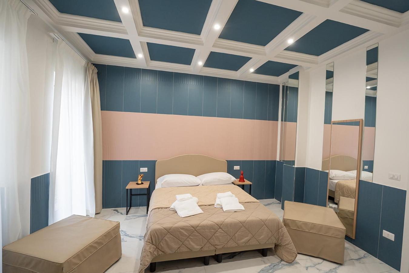 P.C. Boutique Medina H. Napoli Centro, By Clapa Group Otel Dış mekan fotoğraf